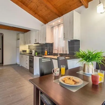 Deifilia Holiday home *