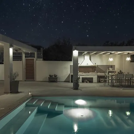 Deifilia Holiday home