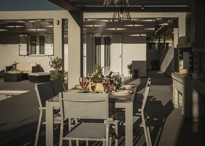 Deifilia Holiday home *
